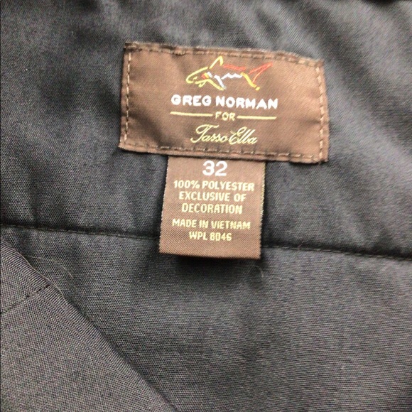 Greg Norman men flat front black golf shorts - Picture 2 of 8